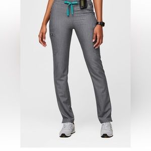 Figs yola skinny scrubs